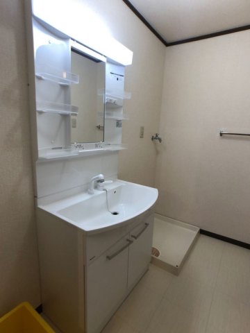 近鉄大阪線 真菅駅 徒歩5分 2階建 築31年の内装写真