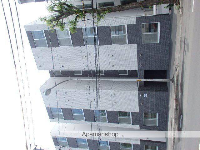 地下鉄南北線 すすきの駅 徒歩10分 築11年