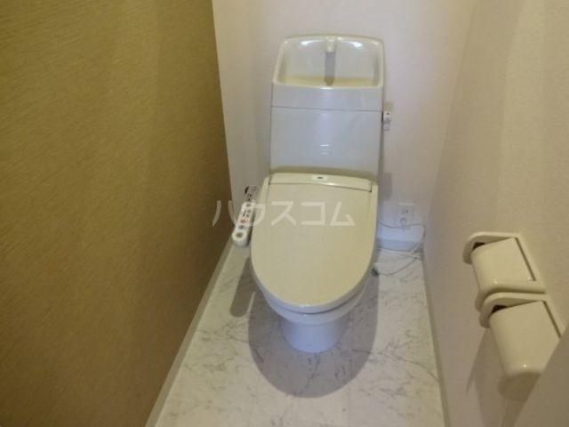 フォレスト成城のトイレ写真