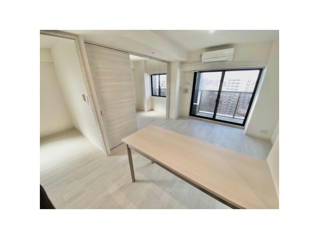 S-RESIDENCE葵IIの居間写真