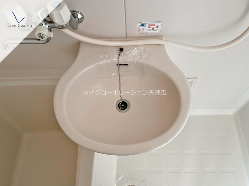 洗面設備　ン別部屋になります