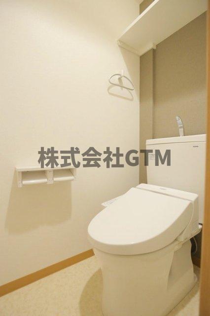 西武池袋線 東長崎駅 徒歩3分 3階建 築9年のトイレ写真