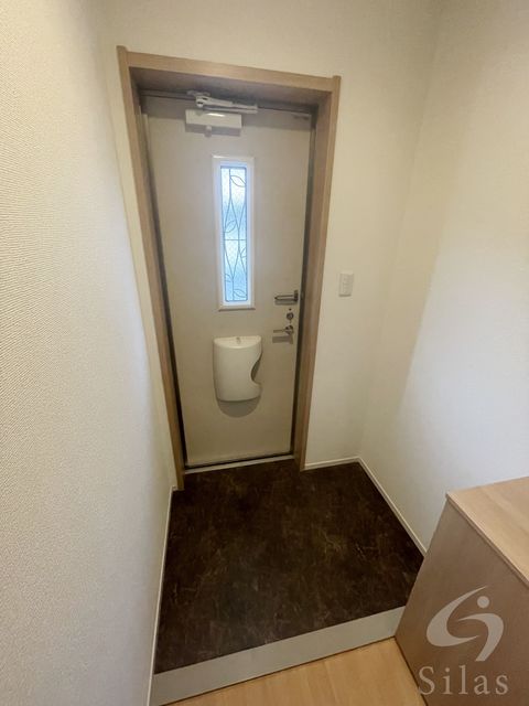 ＪＲ関西本線 加美駅 徒歩11分 2階建 築15年の玄関写真