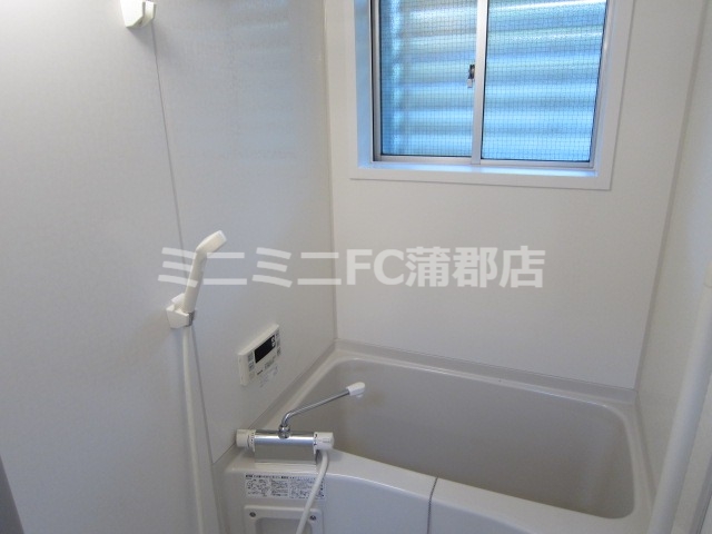 バス・シャワールーム　同タイプ