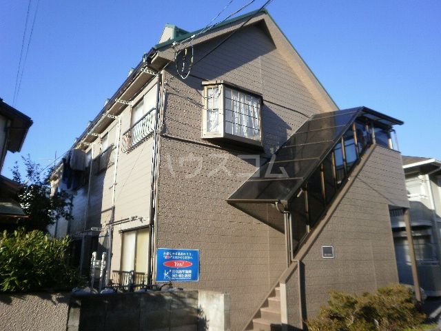 佐倉市上志津のアパートの建物外観