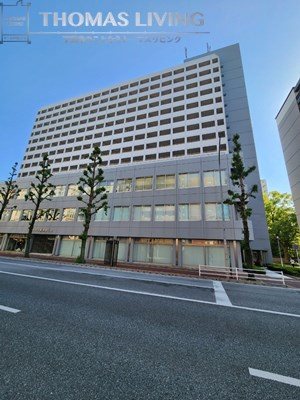 【オヌキ新博多ビルの建物外観】