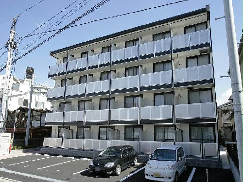 【レオパレススカイトレインの建物外観】