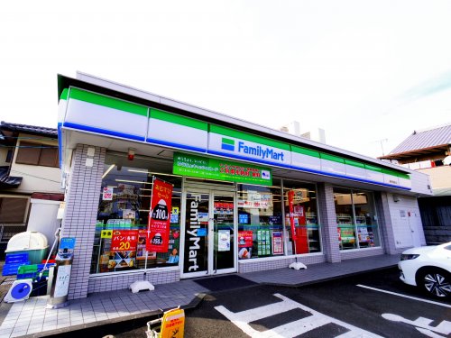コンビニ　ファミリーマート 藤枝駅南通り店（コンビニ）まで320m