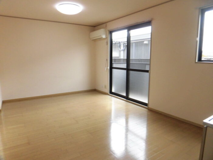 居室・リビング　103 LDK