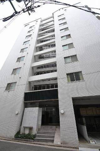 広島市中区住吉町のマンションの建物外観