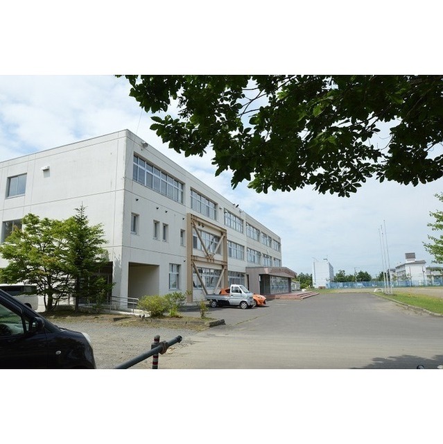 中学校　美原中学校（中学校）まで2080m