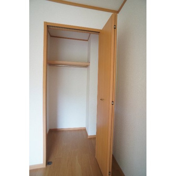 収納　洋室の収納