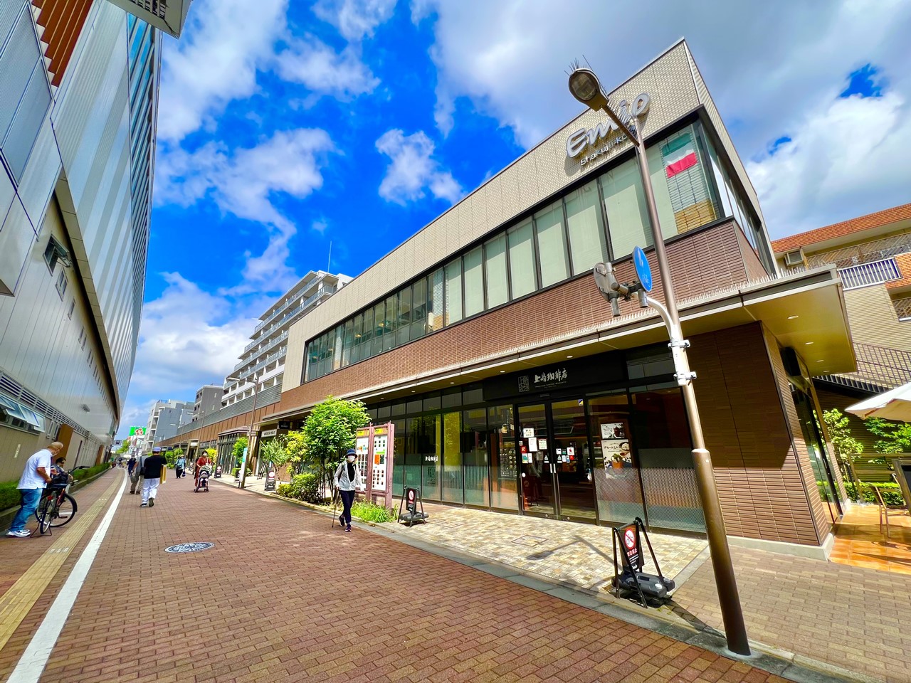 ショッピングセンター　エミオ（ショッピングセンター）まで160m