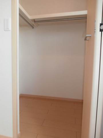 【伊都郡かつらぎ町大字妙寺のアパートの収納】