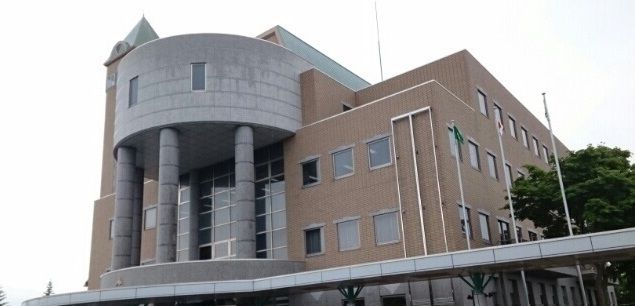 役所　美瑛役場（役所）まで1700m