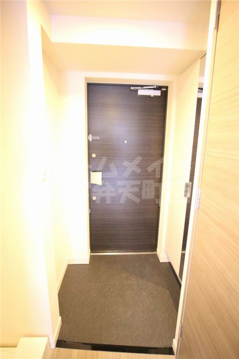 玄関　落ち着いた玄関です