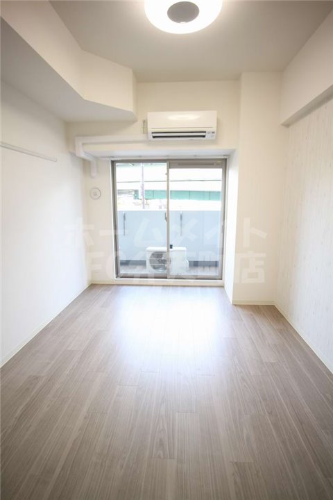 居室・リビング　使いやすい居間です