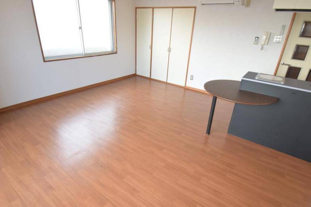 居室・リビング　リビング