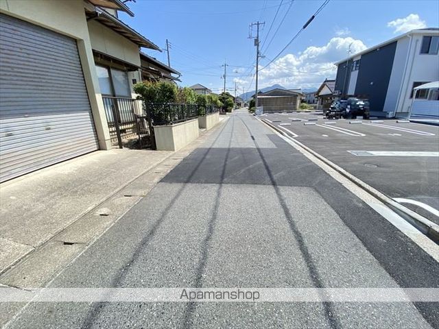 その他　前面道路（その他）まで0m