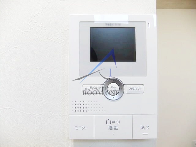 セキュリティ　モニター付きインターホンです。