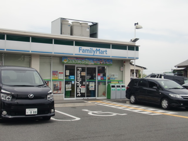 コンビニ　ファミリーマート　奈良紀寺町店（コンビニ）まで144m