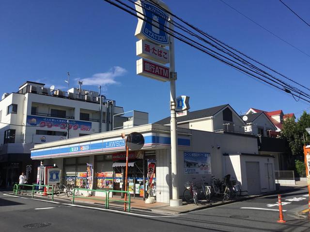 コンビニ　ローソン練馬東大泉五丁目店（コンビニ）まで220m