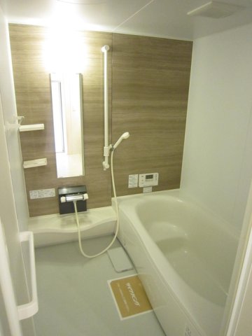 バス・シャワールーム　１坪浴室