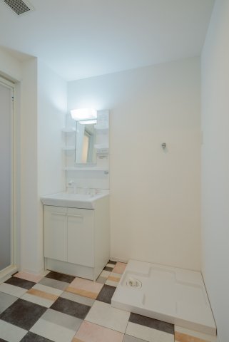 洗面設備　イメージ写真となります。 ※同タイプのものが付きますが 現況