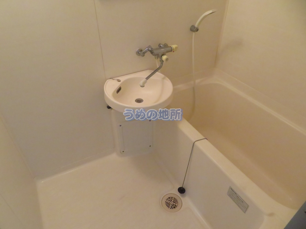 バス・シャワールーム　浴室