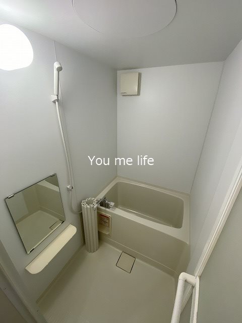 バス・シャワールーム　※205号室の写真となります