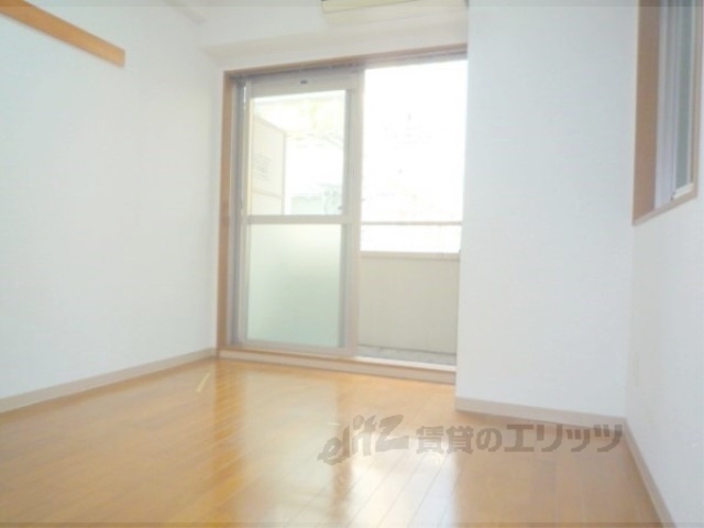 居室・リビング　綺麗なお部屋です。