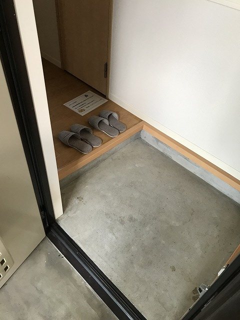 玄関　別部屋参照