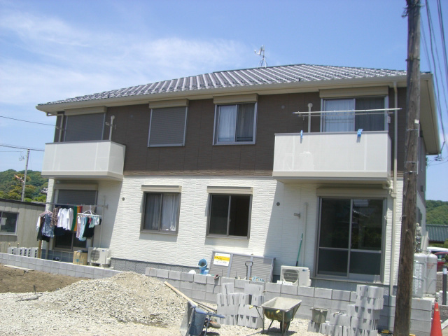 建物外観　閑静な住宅街