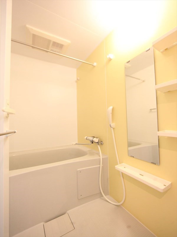 バス・シャワールーム　バスルーム　浴室暖房乾燥機付き