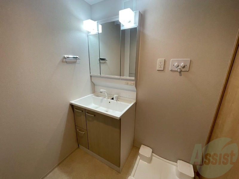 洗面設備　シャンプードレッサーで身支度もラクラクです！