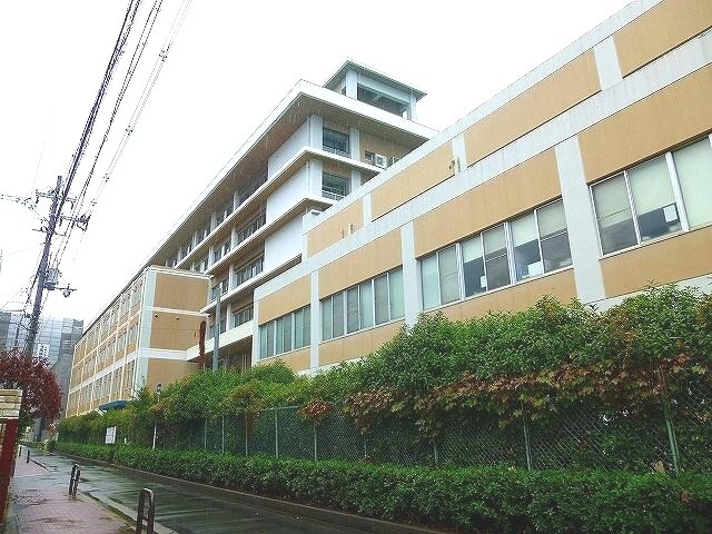 大学・短大　大阪医科薬科大学（大学・短大）まで2300m