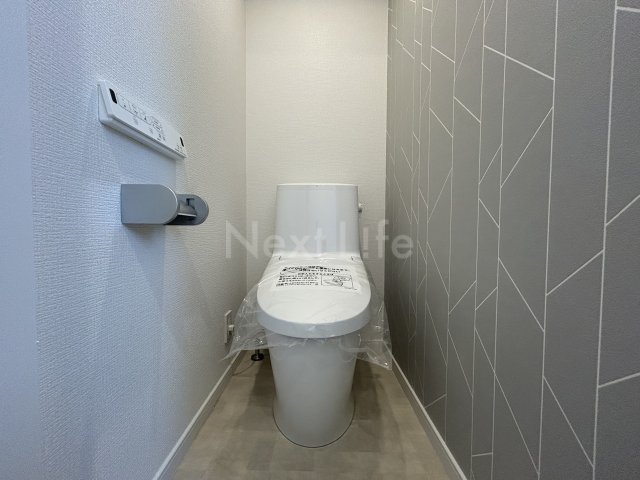 トイレ　アウローラ F