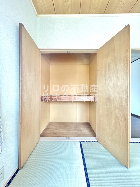 収納　奥行のある収納付です！増えがちな荷物をもスッキリ収納できます