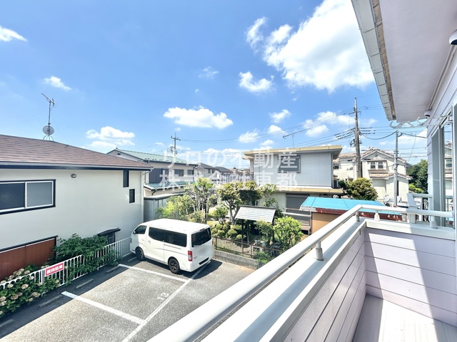 バルコニー　バルコニー付！お天気のいい日は洗濯物も気持ちよく干せますね！