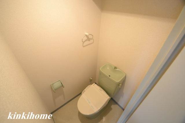 トイレ　写真は別のお部屋です。現況を優先ください。