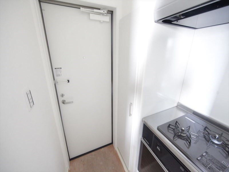 玄関　玄関　シューズボックス付（収納充実してます）