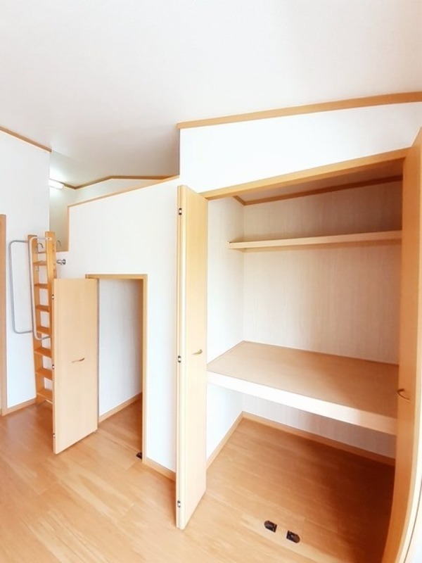 収納　図面と現状に相違がある場合には現状を優先