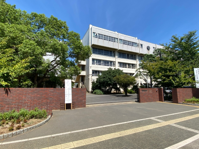 中学校　習志野市立第一中学校（中学校）まで1389m