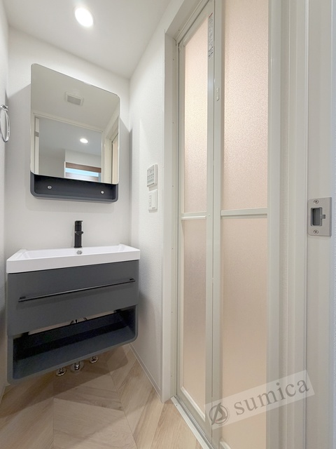 洗面設備　洗面脱衣所付き！独立洗面台が便利です♪♪