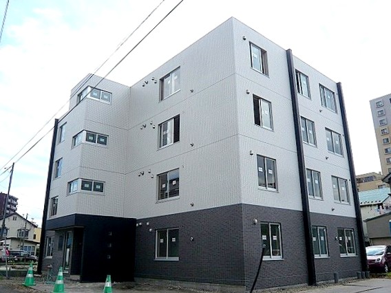 建物外観　インターネット無料採用の２ＬＤＫマンションです♪