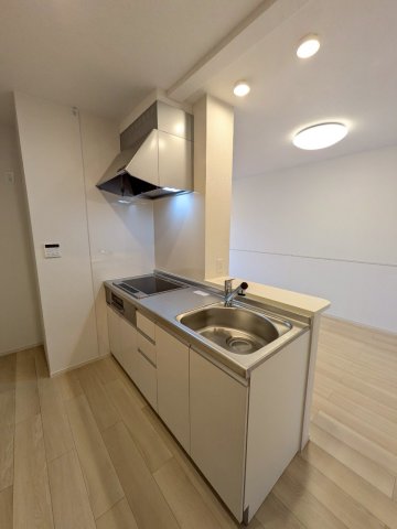 キッチン　※同タイプの写真となります。