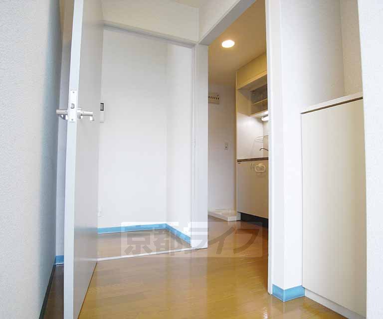 その他部屋・スペース　玄関から中が見えにくいので安心です。