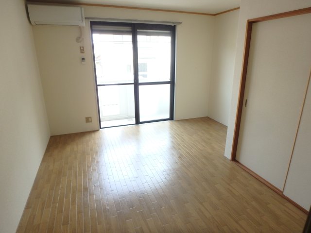 居室・リビング　ゆったりとしたリビングです