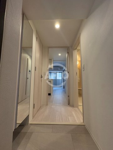 玄関　コンフォリア・リヴ北浜高麗橋　玄関