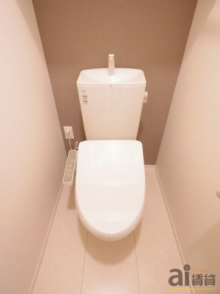 トイレ　※同仕様写真